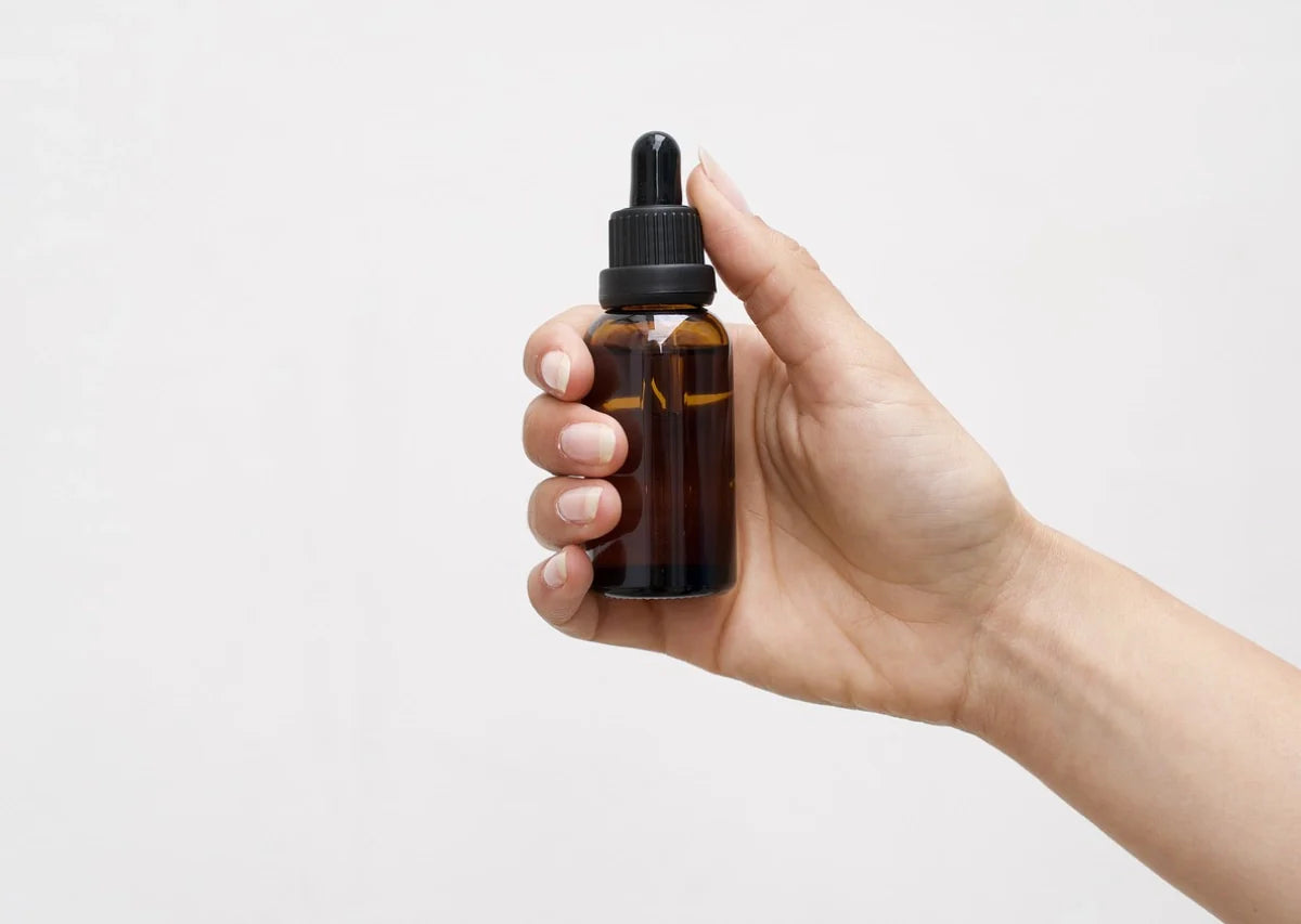 ¿Qué es un sérum facial y por qué es esencial incorporarlo en tu rutina de skin care?